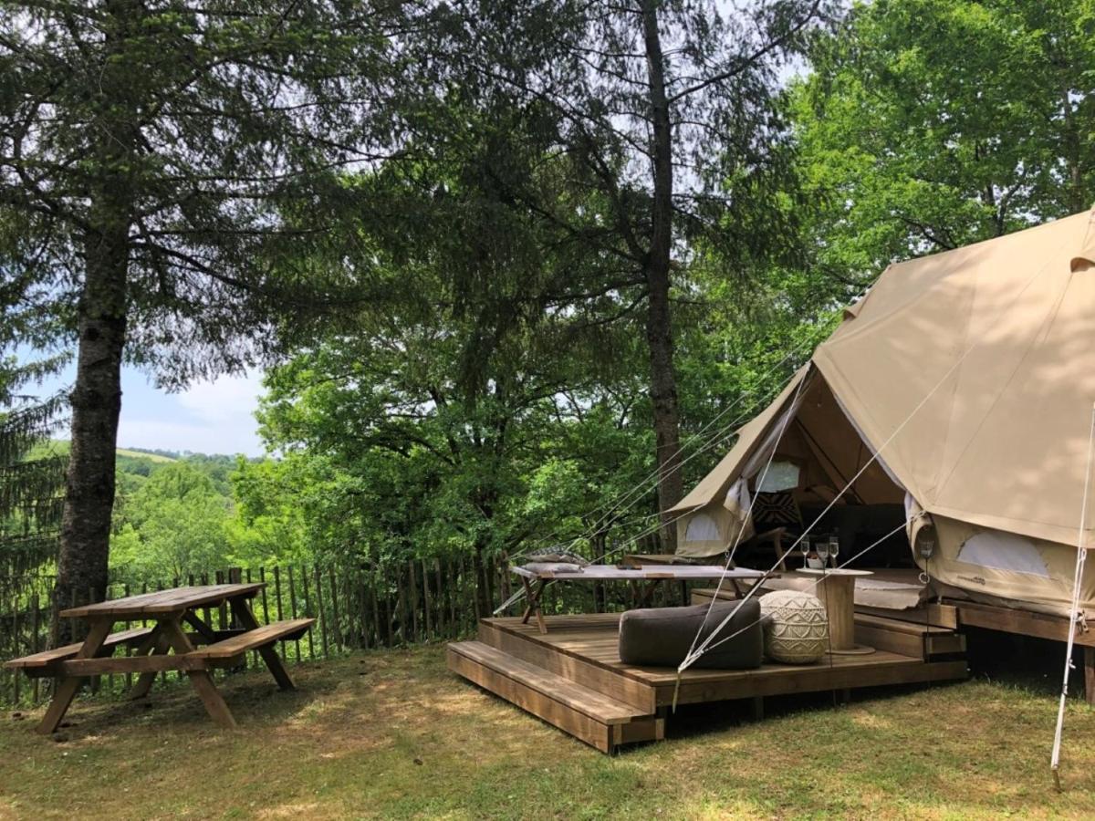 Camping Moulin De Chaules Saint-Constant Esterno foto