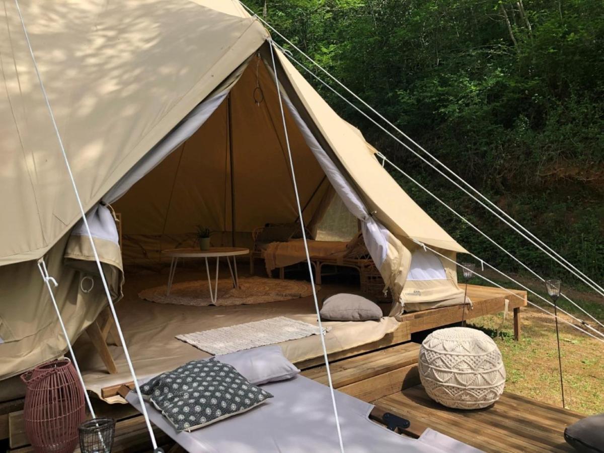 Camping Moulin De Chaules Saint-Constant Esterno foto