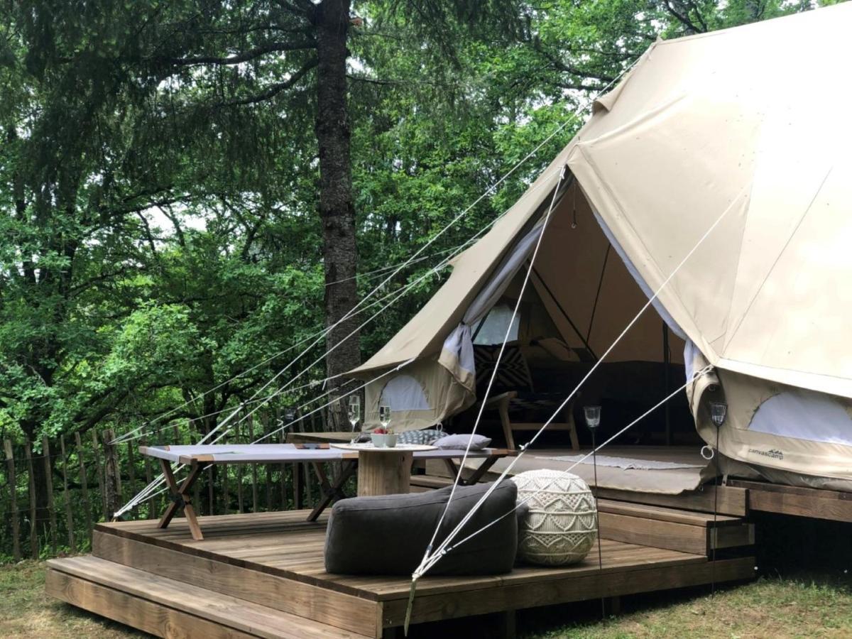 Camping Moulin De Chaules Saint-Constant Esterno foto