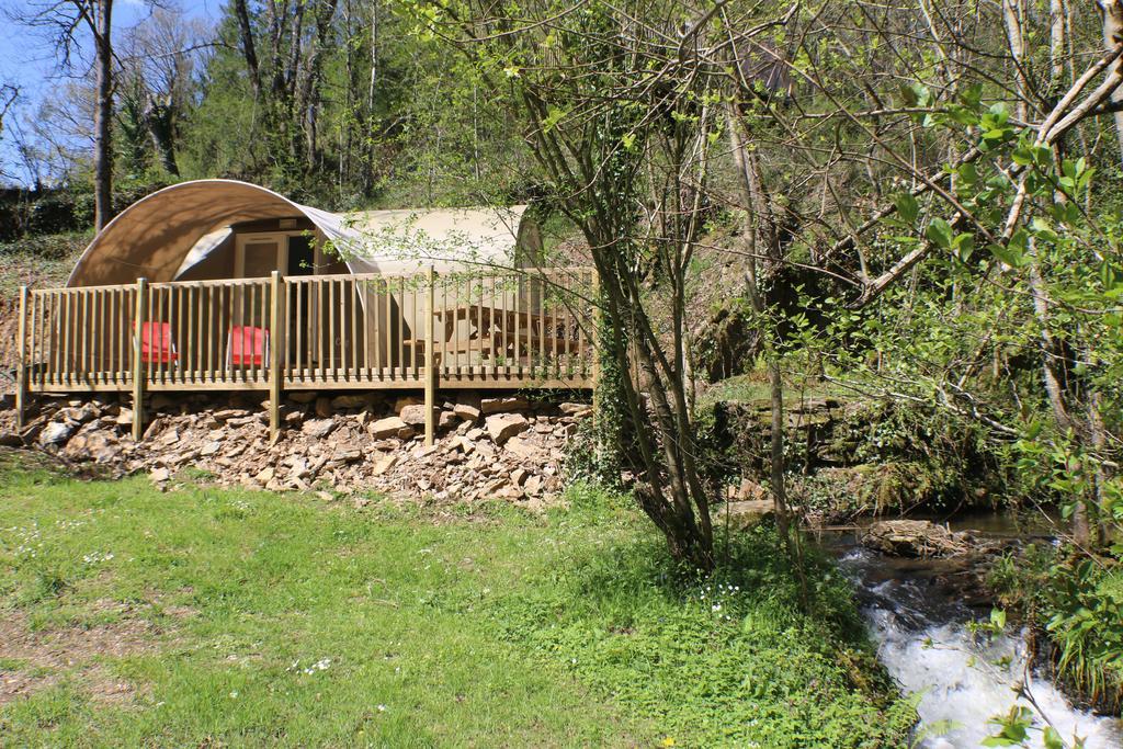 Camping Moulin De Chaules Saint-Constant Esterno foto