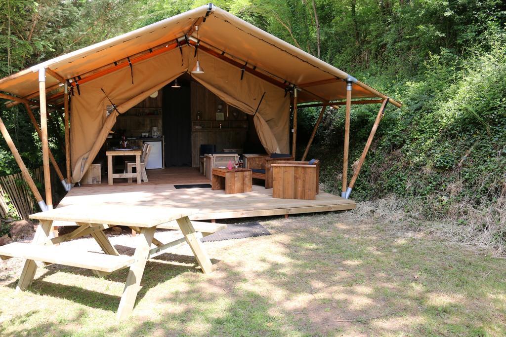 Camping Moulin De Chaules Saint-Constant Esterno foto
