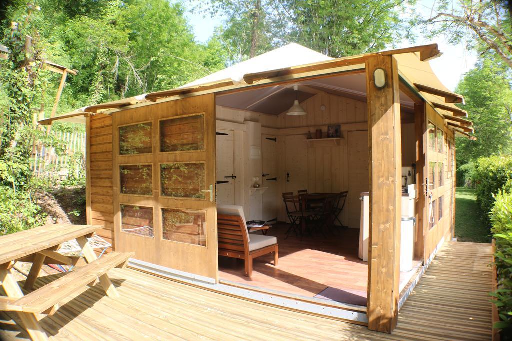 Camping Moulin De Chaules Saint-Constant Esterno foto