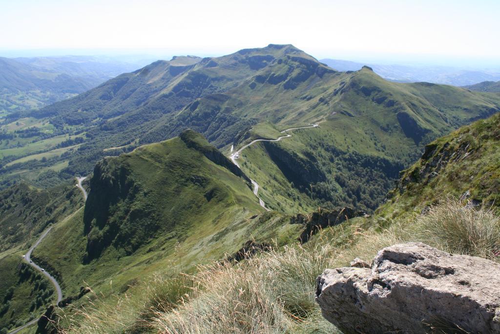 Camping Moulin De Chaules Saint-Constant Esterno foto